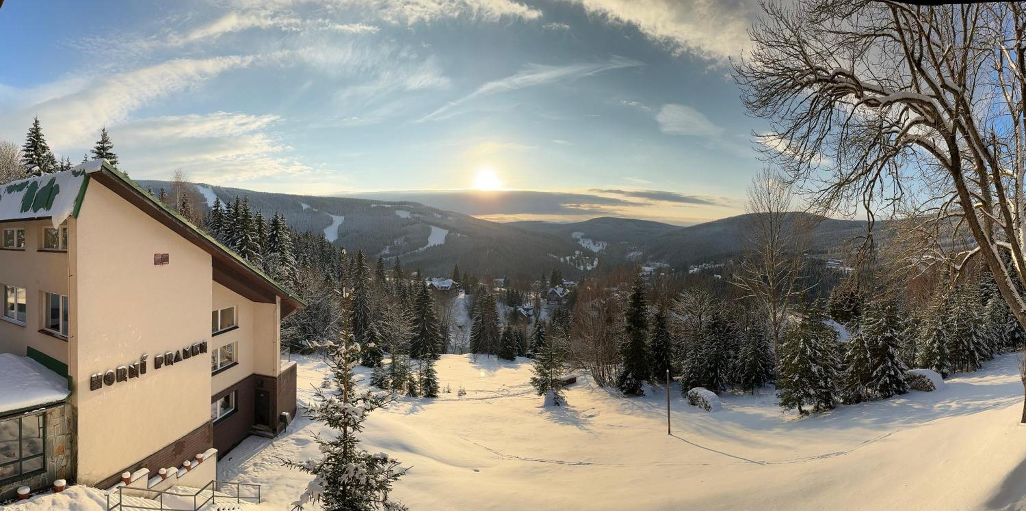 Hotel Horni Pramen Špindlerŭv Mlýn Kültér fotó