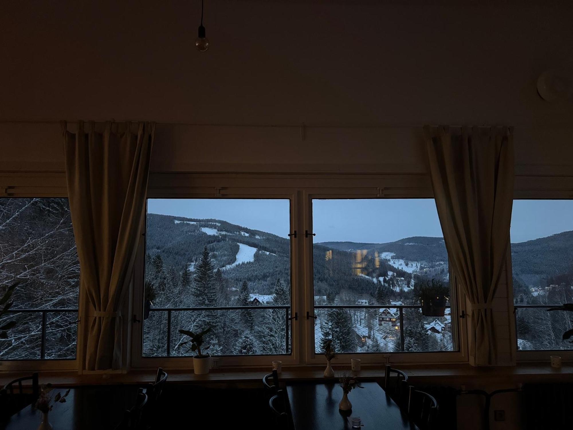 Hotel Horni Pramen Špindlerŭv Mlýn Kültér fotó